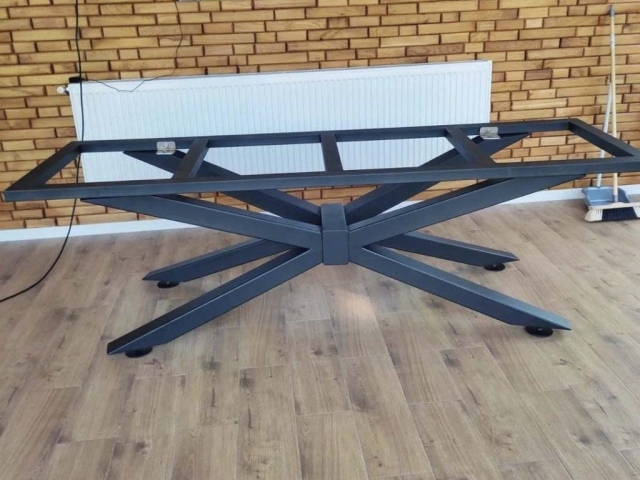 Metalni Nogari 012